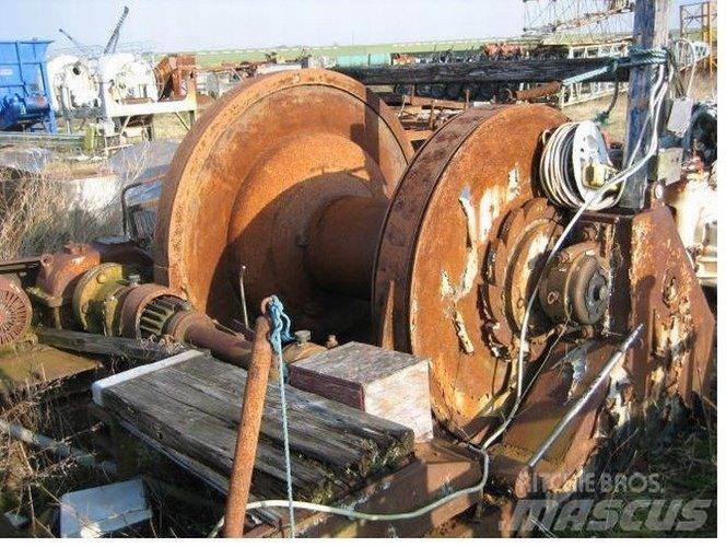  Spil - vægt ca. 7 ton Dış cephe asansörleri