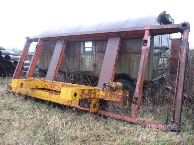  Spreader 20 ft. Depolama konteynerleri