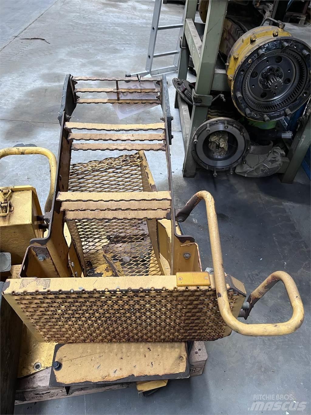 Trappe, Volvo L90E Diger parçalar