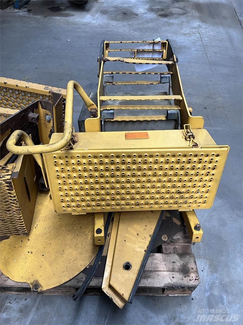  Trappe, Volvo L90E Diger parçalar