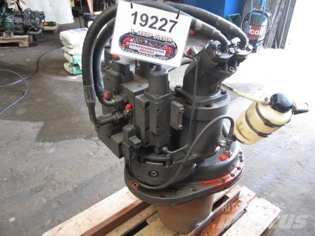 Volvo 230B Krøjegear Diger