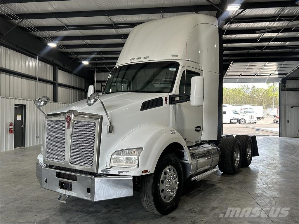 Kenworth T880 Çekiciler