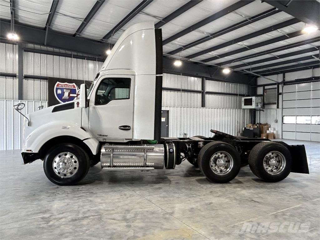 Kenworth T880 Çekiciler