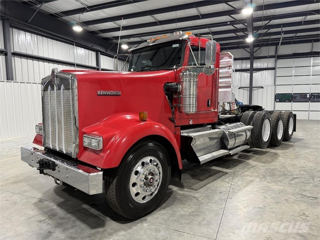 Kenworth W900L Çekiciler