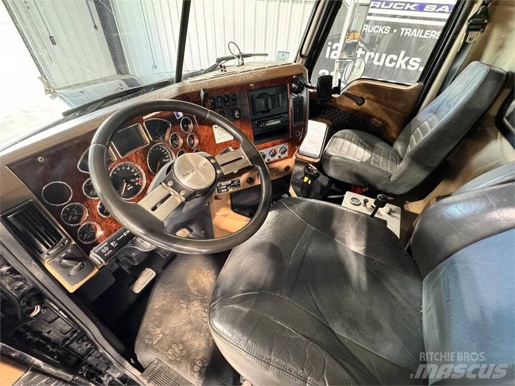 Mack GU713 Damperli kamyonlar