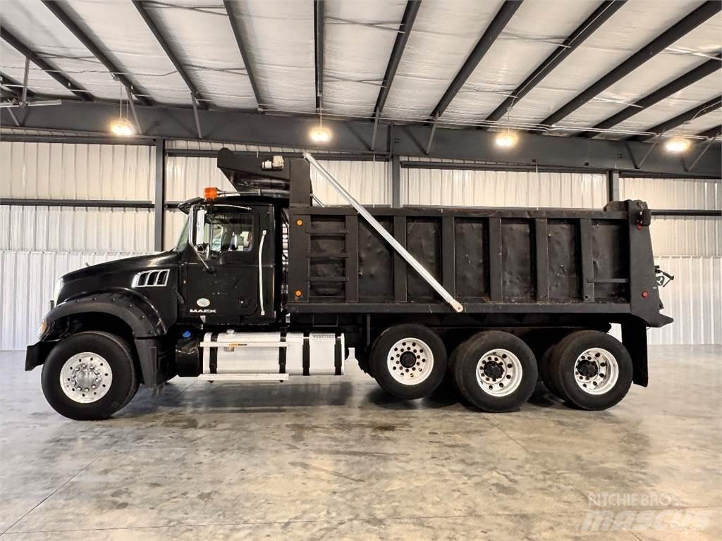 Mack GU713 Damperli kamyonlar