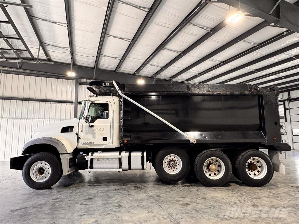 Mack GU713 Damperli kamyonlar