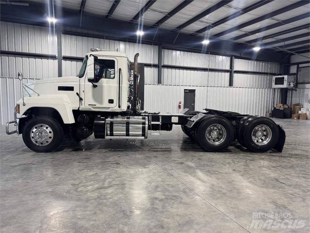 Mack Pinnacle Çekiciler