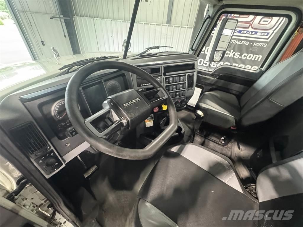 Mack Pinnacle Çekiciler