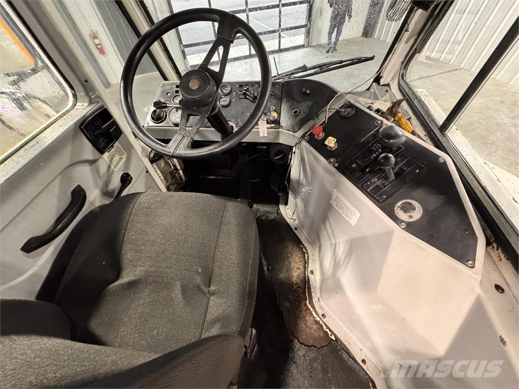 Ottawa Kalmar Terminal çekiciler