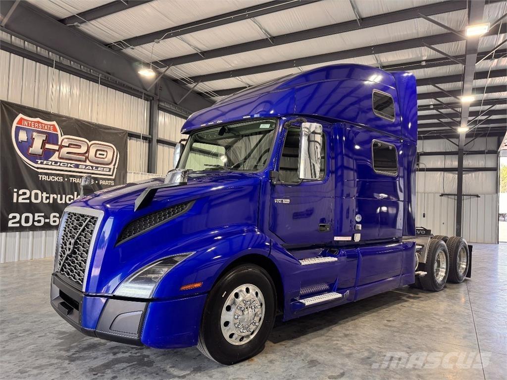 Volvo VNL860 Çekiciler