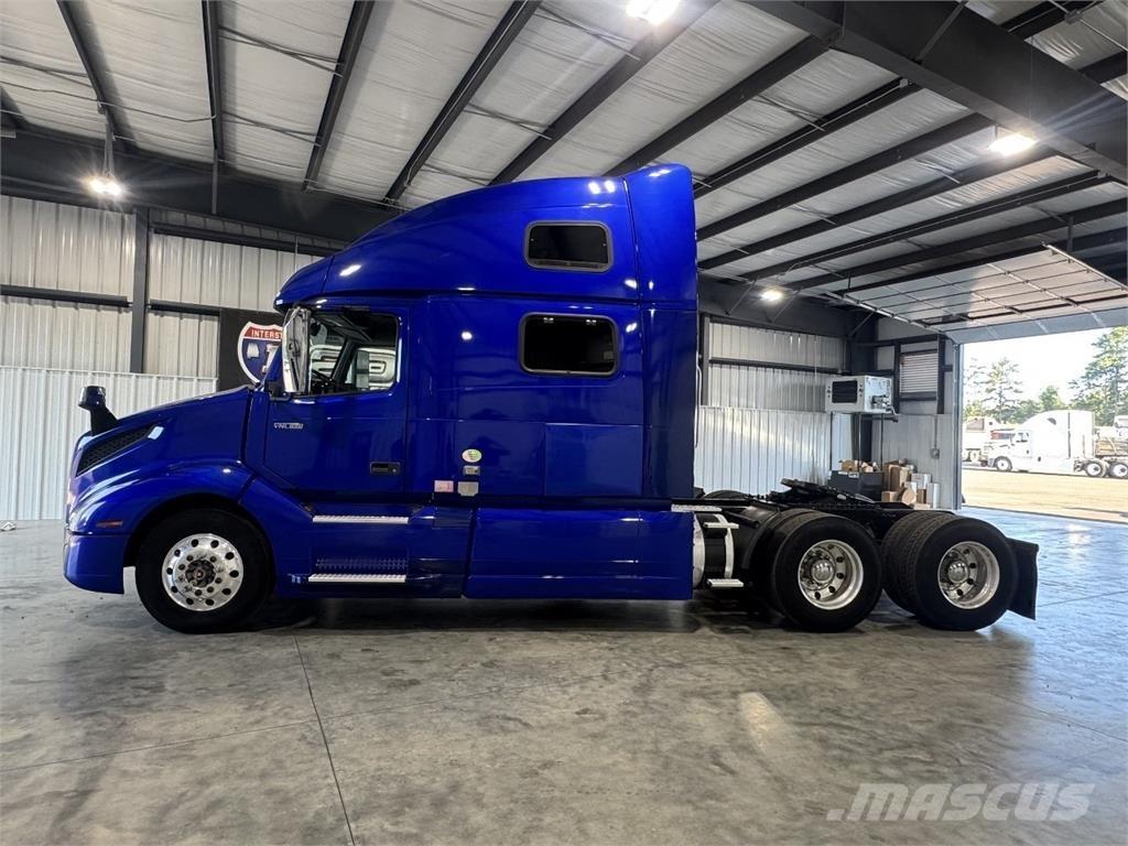 Volvo VNL860 Çekiciler