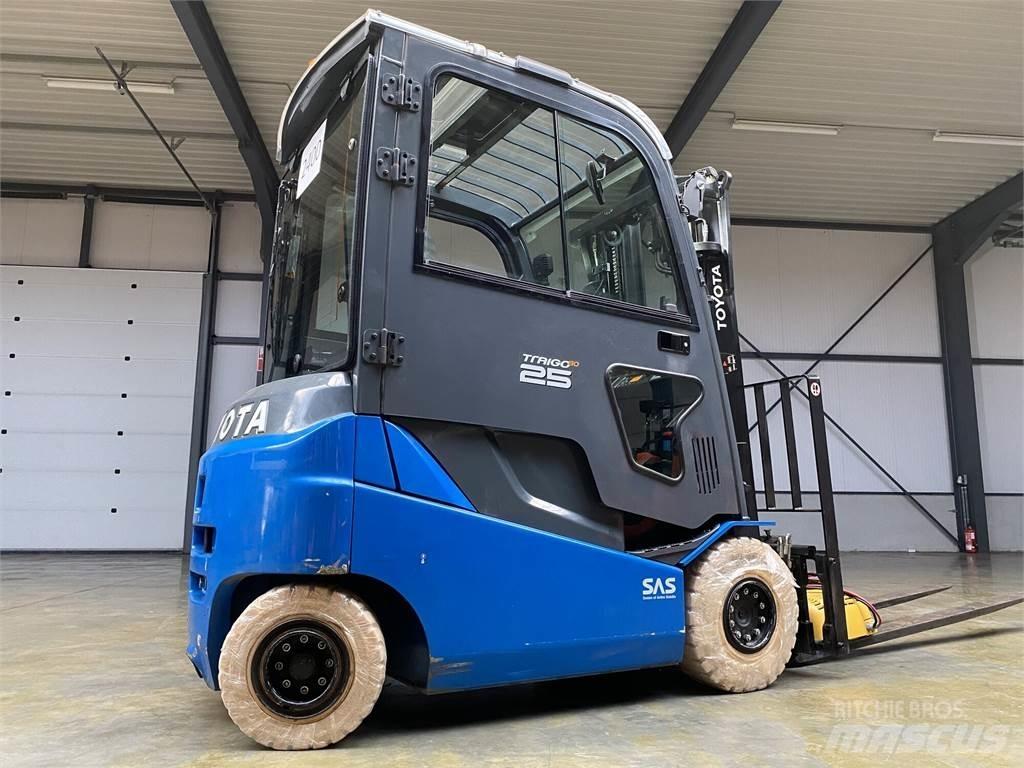 Toyota 8FBMKT25 Elektrikli forkliftler