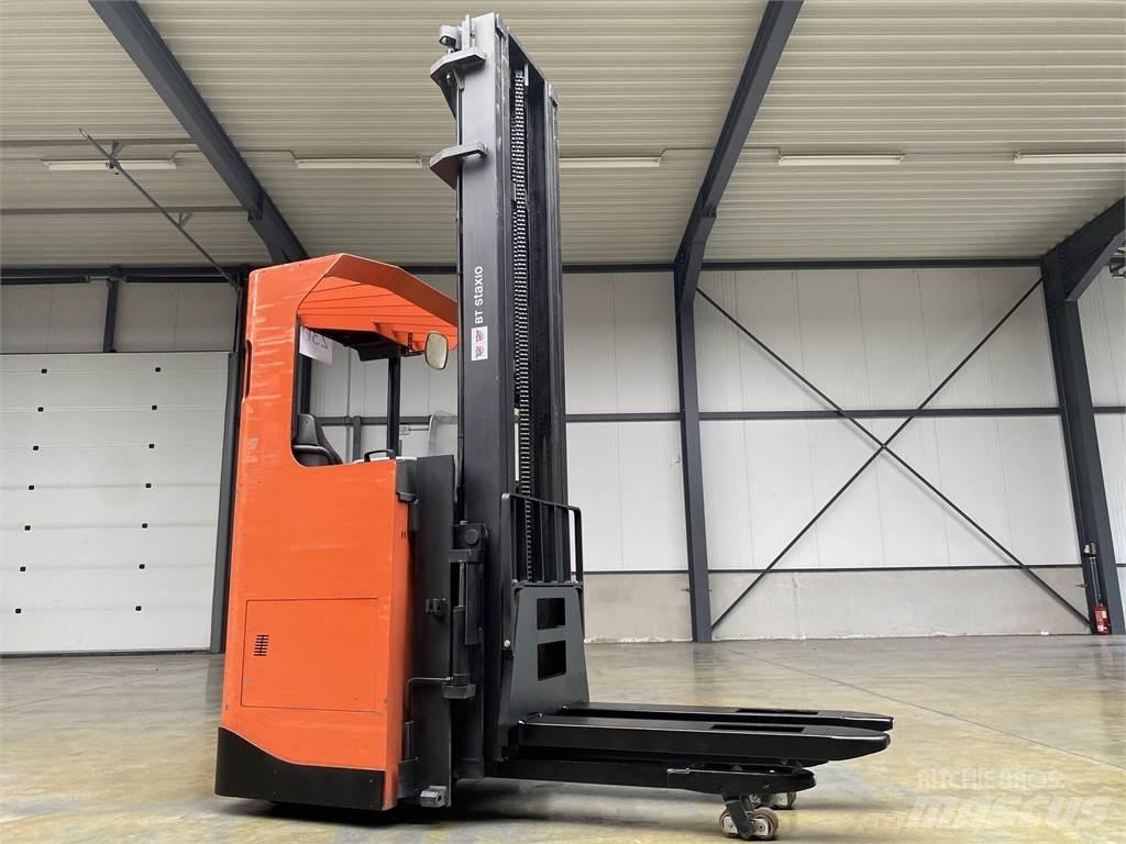 Toyota BT SRE160L Akülü depo ekipmanları