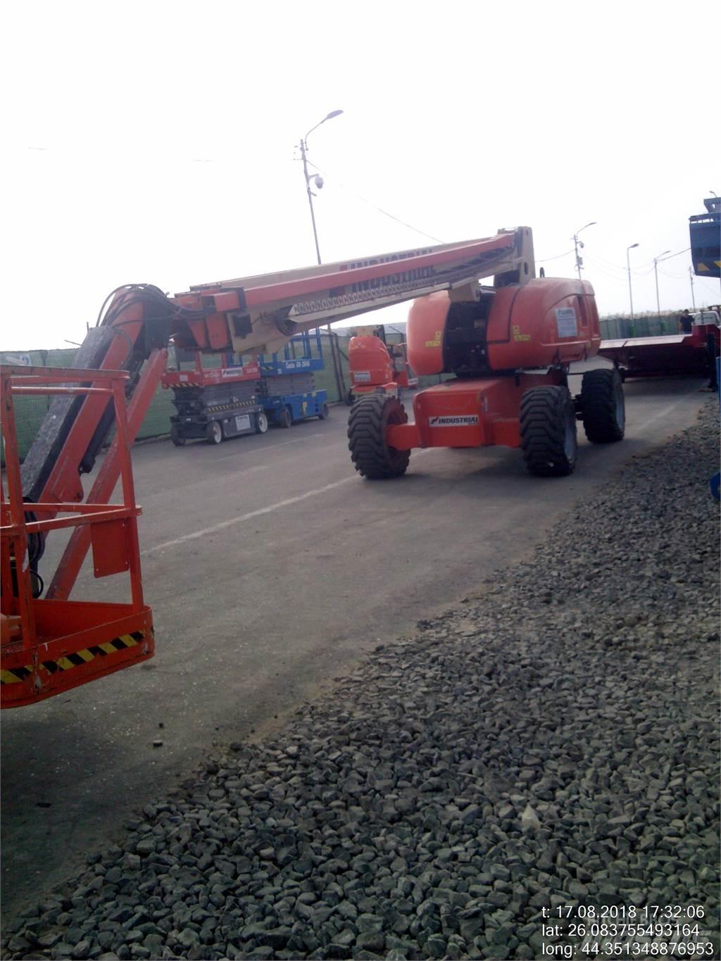JLG 860SJ Körüklü personel platformları