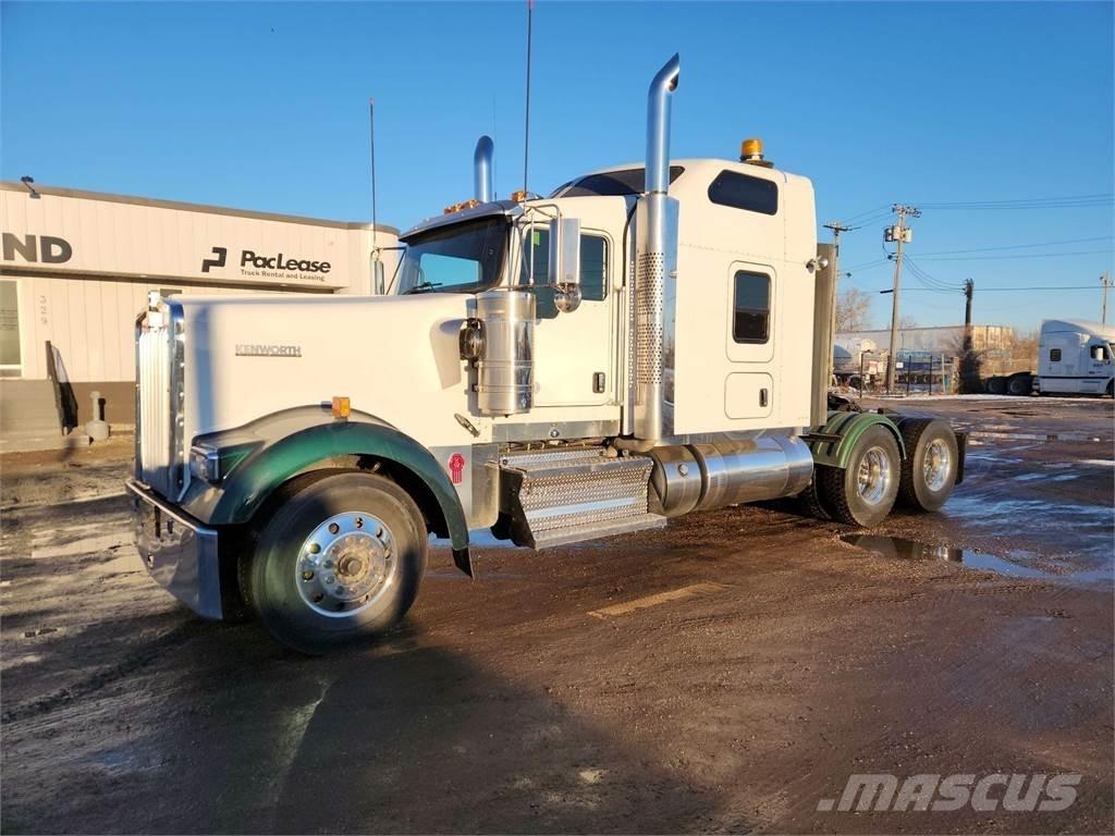 Kenworth W900L Çekiciler