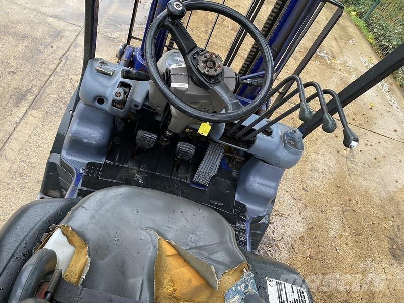 Komatsu FD25T-12 Diger