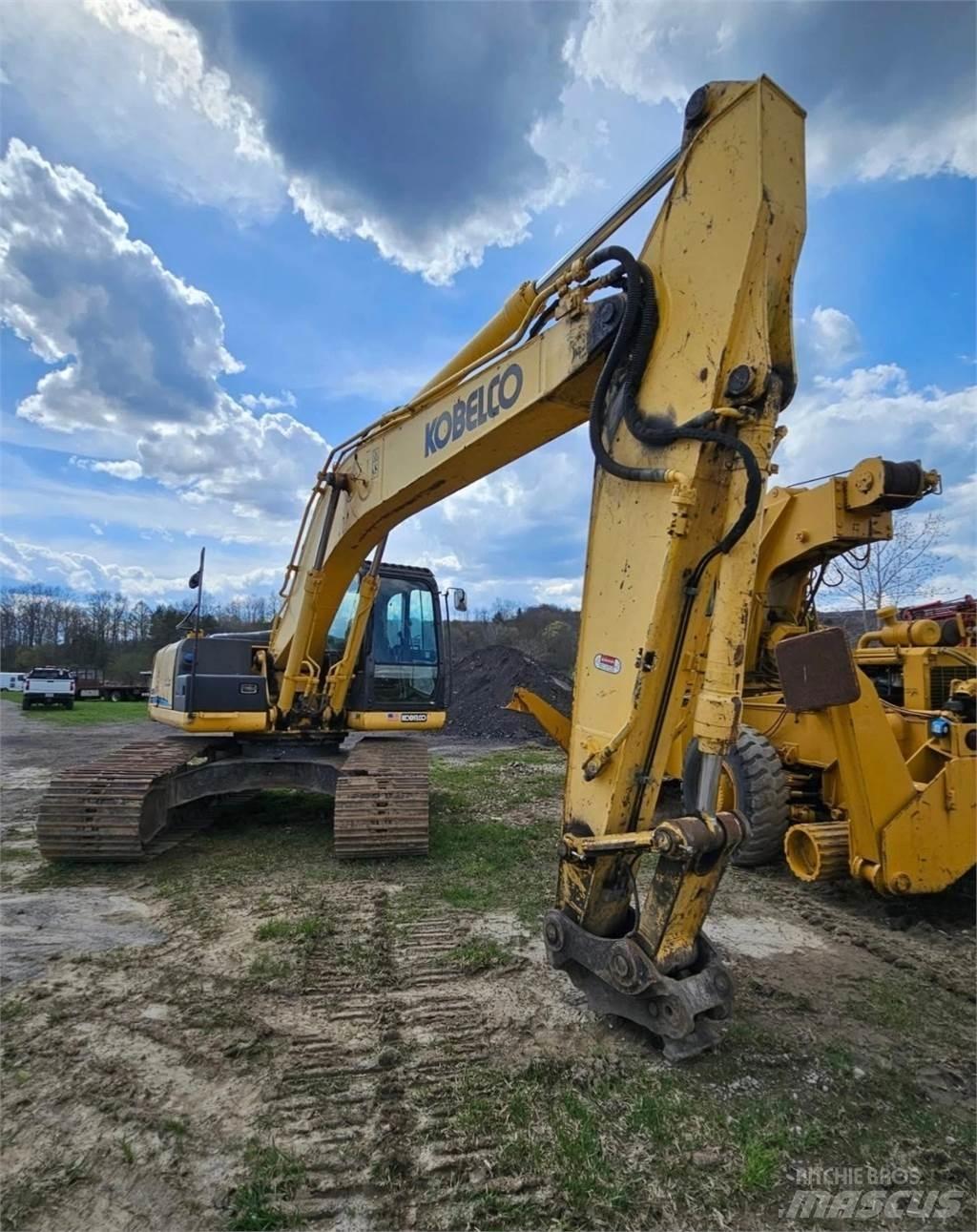 Kobelco Sk210LC Paletli ekskavatörler