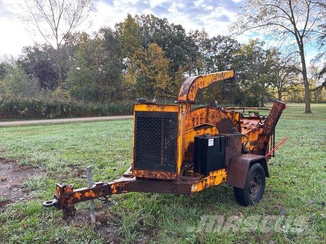 Altec DC1317 Ağaç öğütücüler