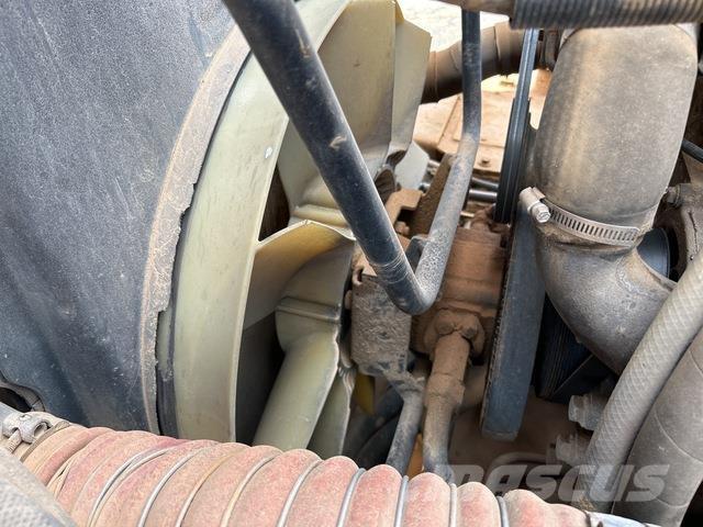 Astra ADT40 Belden kirma kaya kamyonu