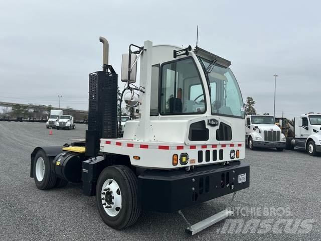 Autocar ACTT42 Terminal çekiciler