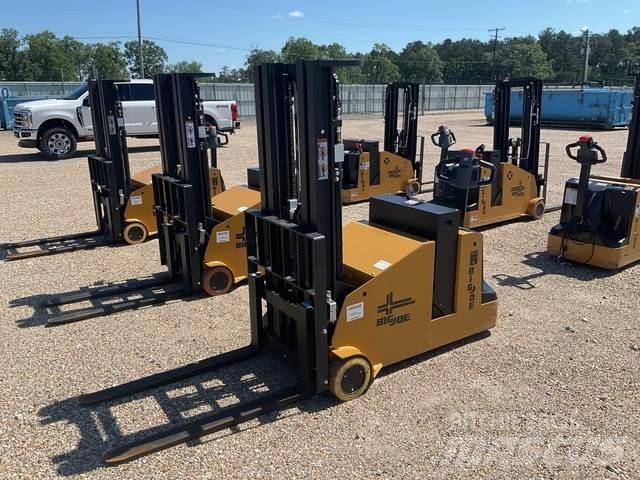 Big Joe CB22 Diger