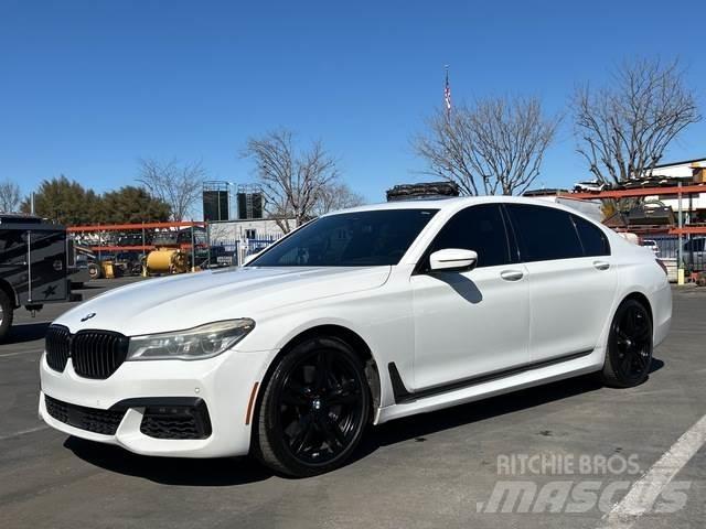 BMW 750I Otomobiller