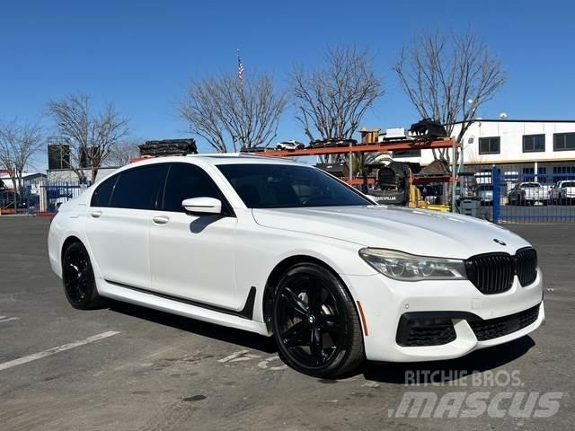 BMW 750I Otomobiller