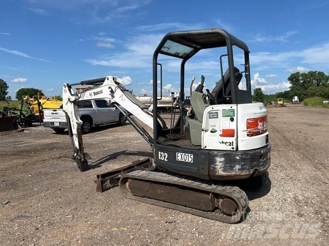 Bobcat E32 Paletli ekskavatörler
