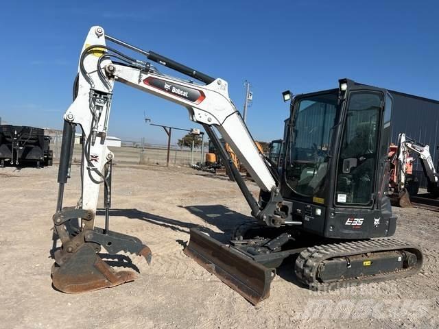Bobcat E35 Paletli ekskavatörler