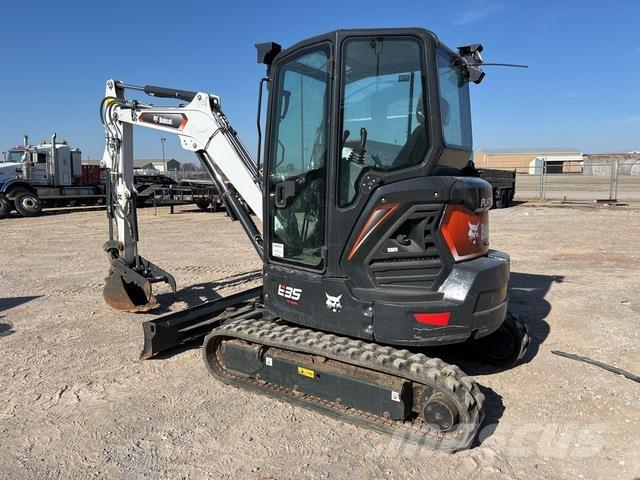 Bobcat E35 Paletli ekskavatörler