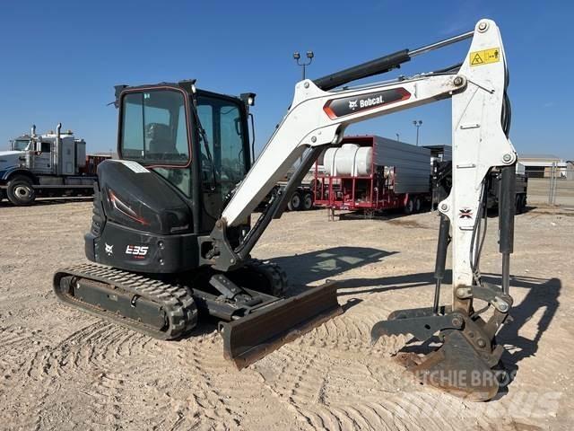 Bobcat E35 Paletli ekskavatörler