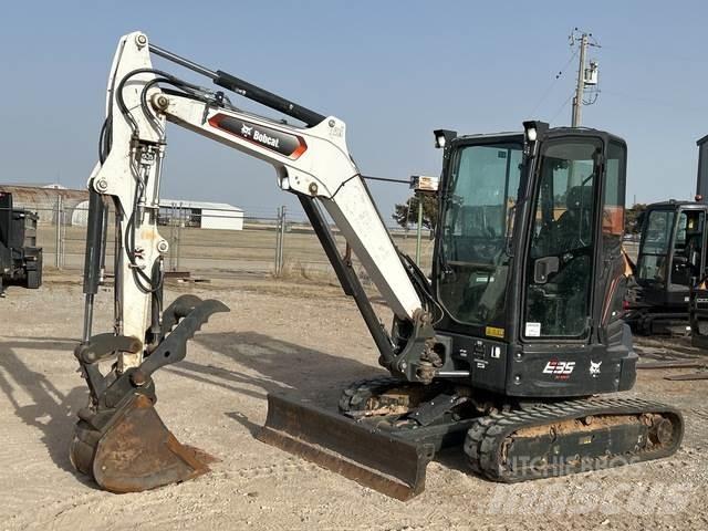 Bobcat E35 Paletli ekskavatörler