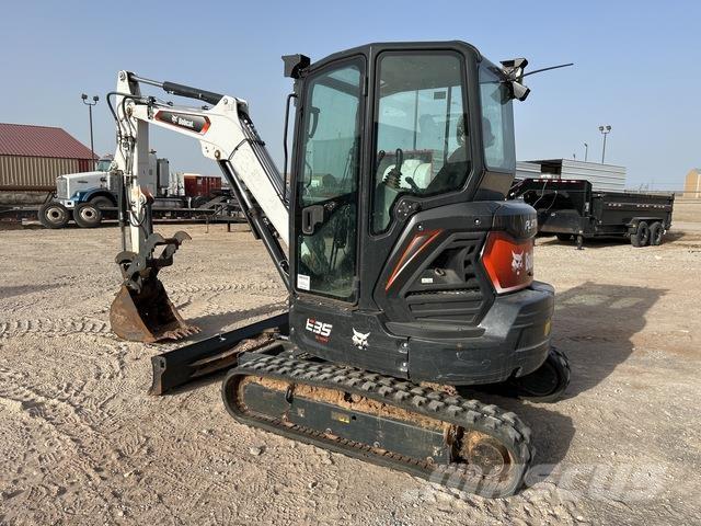 Bobcat E35 Paletli ekskavatörler