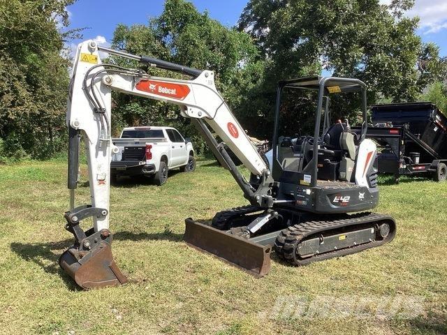 Bobcat E42 Paletli ekskavatörler