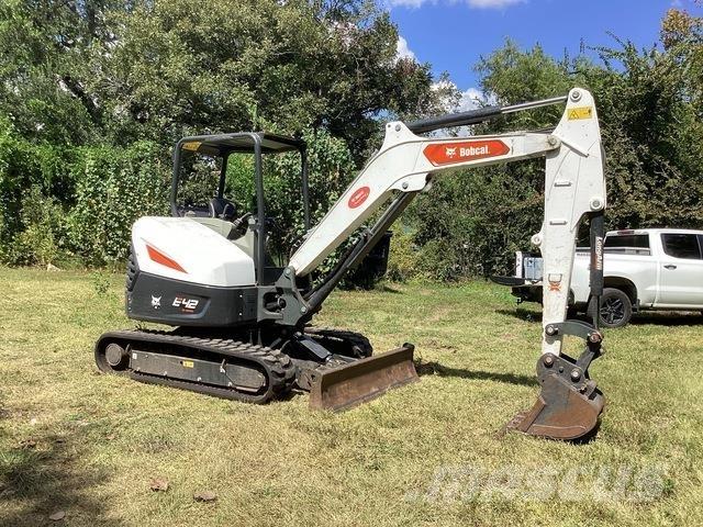 Bobcat E42 Paletli ekskavatörler