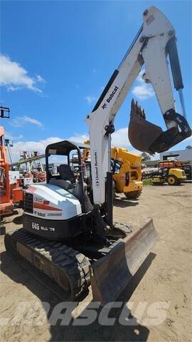 Bobcat E45 Paletli ekskavatörler