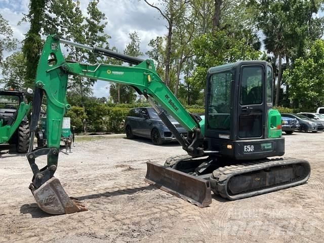 Bobcat E50 Paletli ekskavatörler