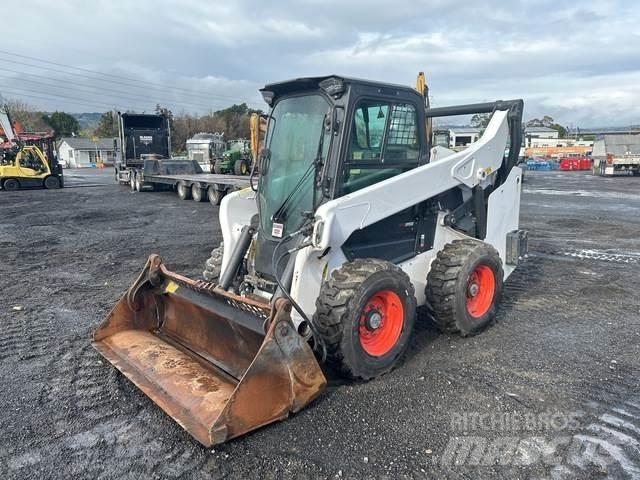 Bobcat S76 Skid steer loderler