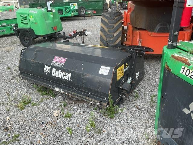 Bobcat SWB72 Cadde süpürücüler