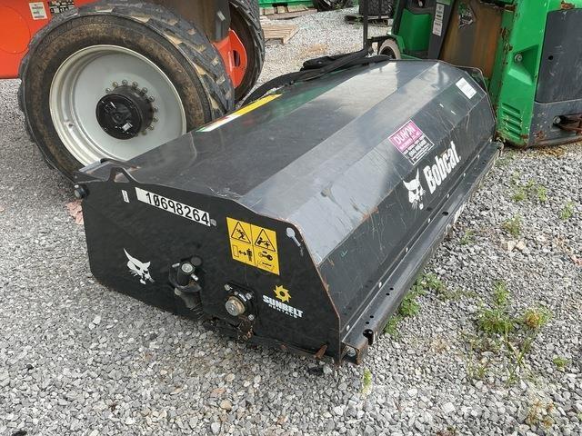 Bobcat SWB72 Cadde süpürücüler