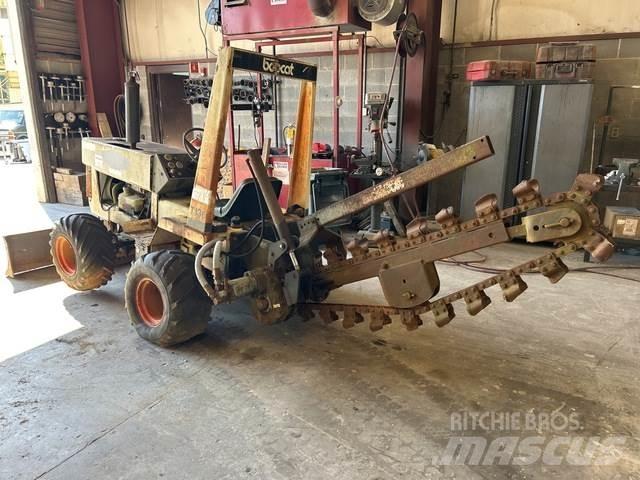 Bobcat T136 Kanal kazma makinasi