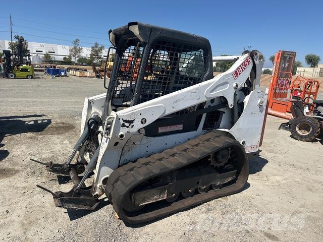 Bobcat T590 Skid steer loderler