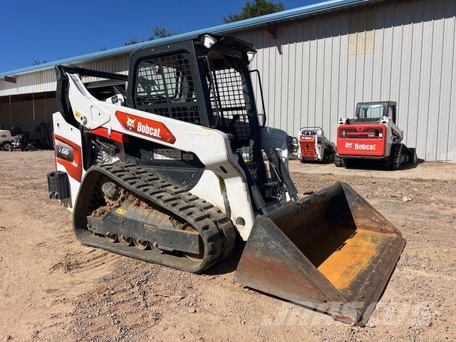 Bobcat T66 Skid steer loderler