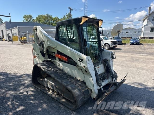 Bobcat T740 Skid steer loderler
