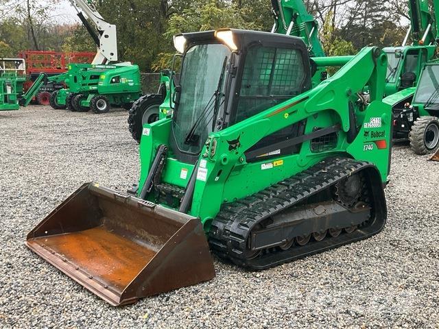 Bobcat T740 Skid steer loderler