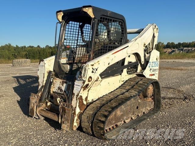Bobcat T750 Skid steer loderler