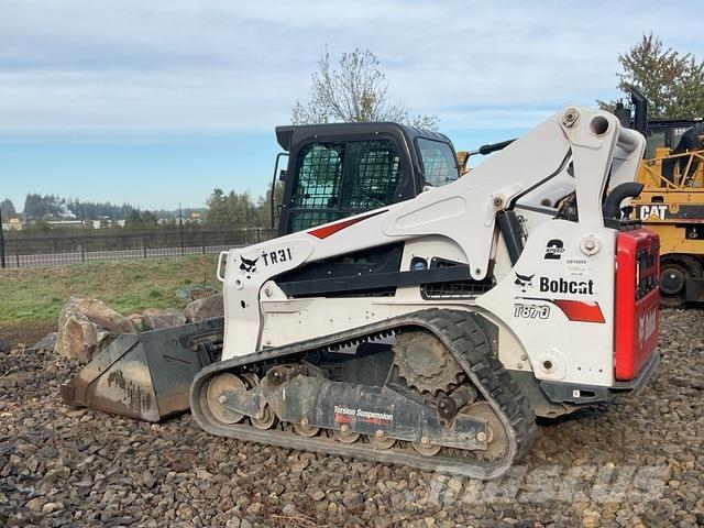 Bobcat T870 Skid steer loderler