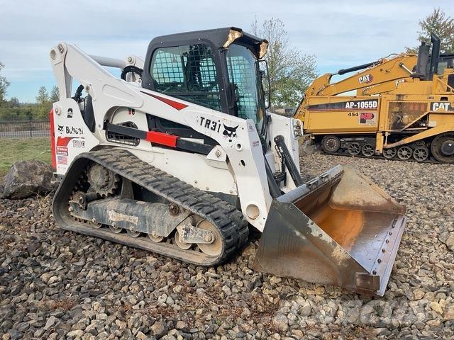 Bobcat T870 Skid steer loderler