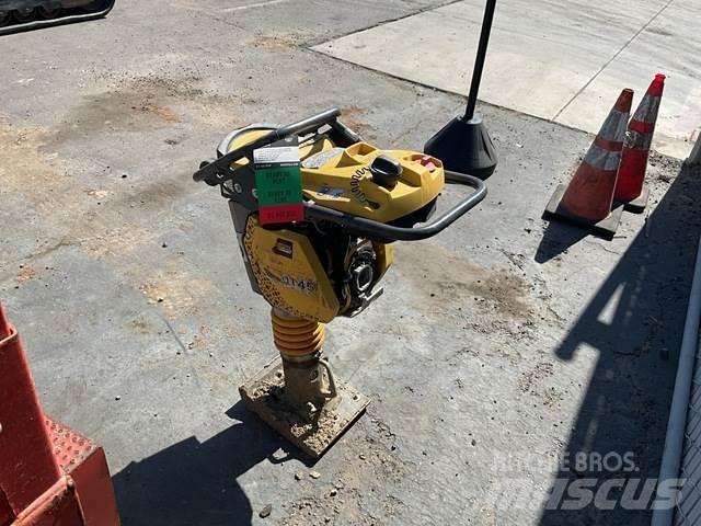 Bomag BT50 Sıkıştırma tokmakları